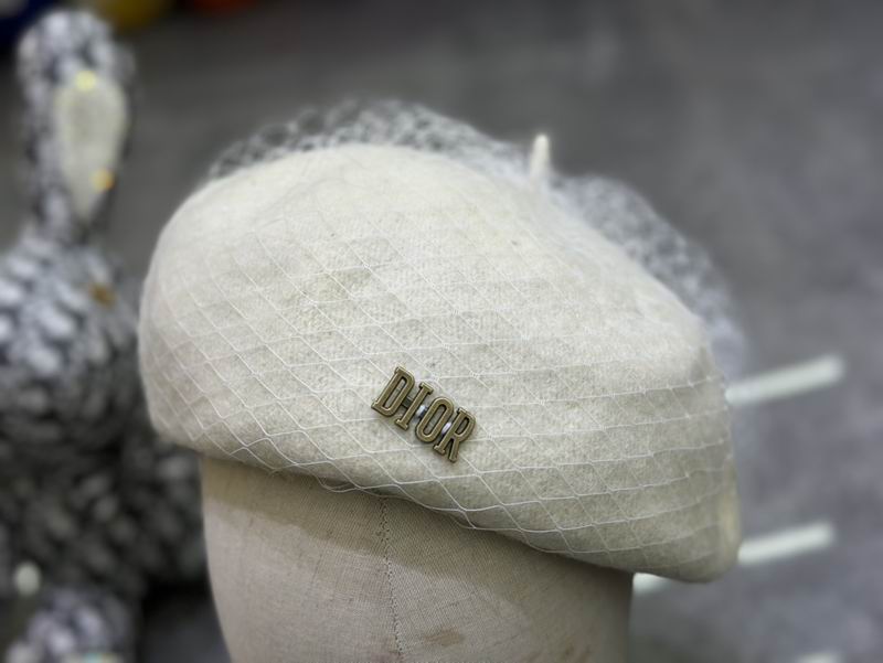 Dior beret dx28